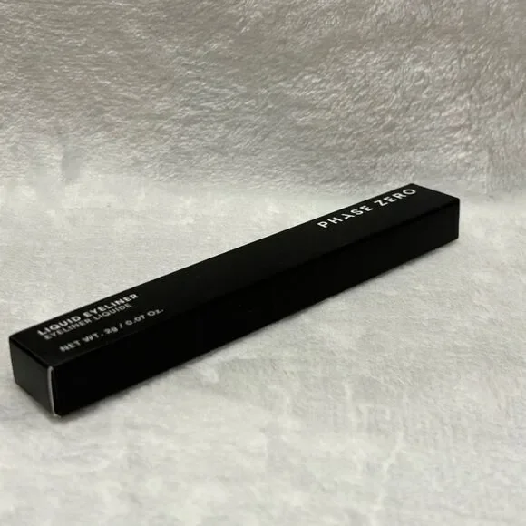 Phase Zero liquid eyeliner - Picture 6 of 6
